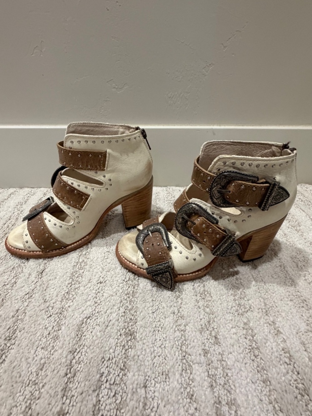 Freebird Violet Bootie Size 6 - Picture 3 of 5